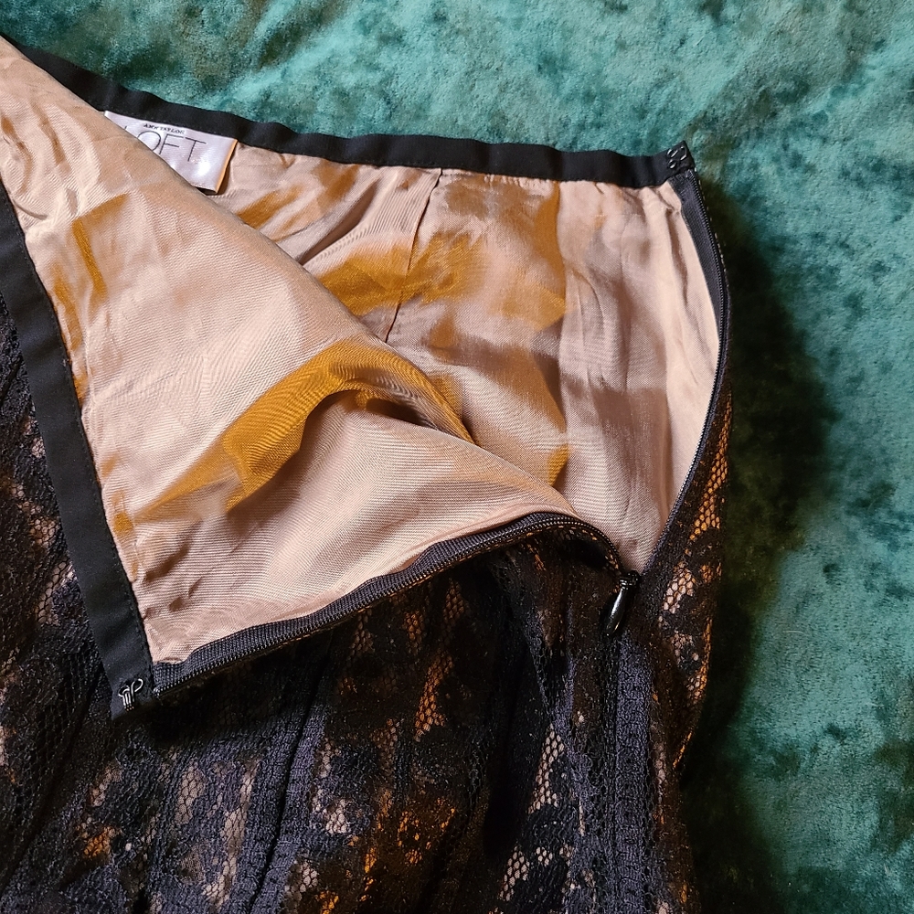 Witchy lace lined godet skirt - Picture 6 of 7